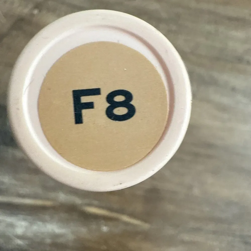 Revolution Beauty Fast Base Concealer Shade F8